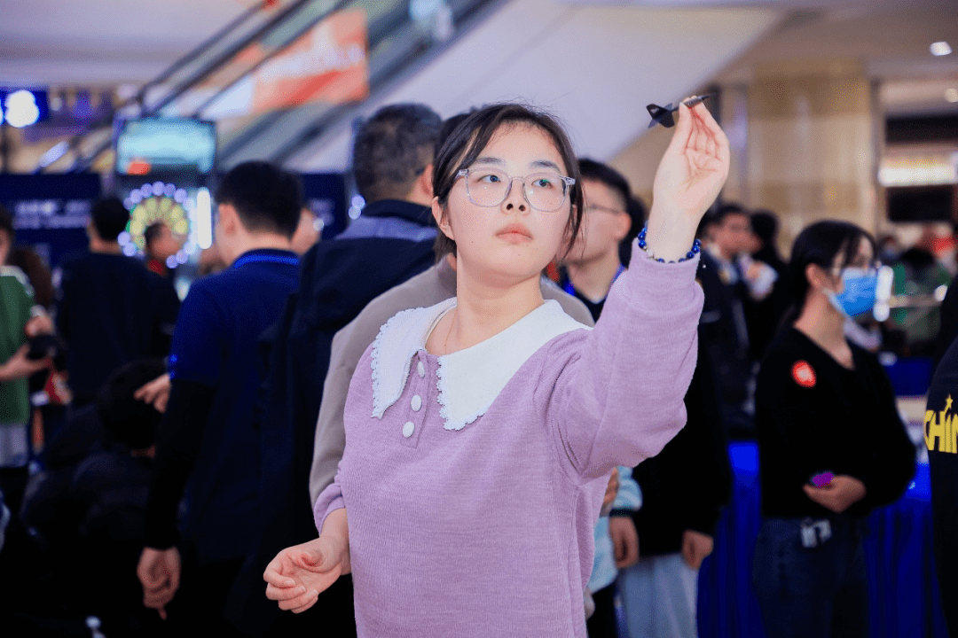 J9九游会官网河套暴熊队对阵皖南雪豹队，棒球大奖赛惊险晋级，内线统治篮板——经验成为胜负手的简单介绍